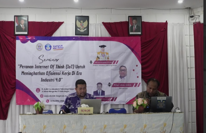 Seminar Peranan Internet of Things untuk Meningkatkan Efisiensi Kerja di Era Industri 4.0